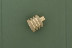 APIDAE Solid Brass Knurled Pull Handles & Knobs - Satin Brass - Brass bee