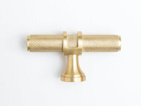 Solid Brass Knurled Kitchen Pull Handles & Knobs - Brass bee