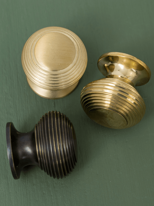 HORTORUM Solid Brass Beehive Cabinet Knobs 30mm - Brass bee