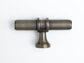 Solid Brass Knurled Kitchen Pull Handles & Knobs - Brass bee