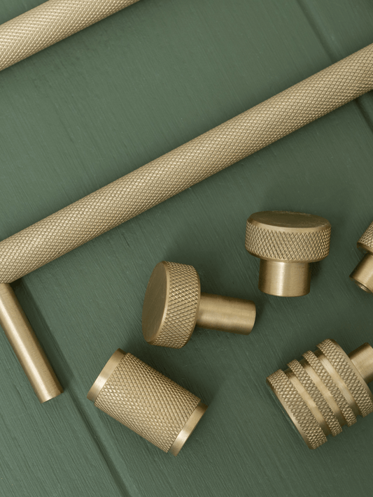 APIDAE Solid Brass Knurled Pull Handles & Knobs - Satin Brass - Brass bee